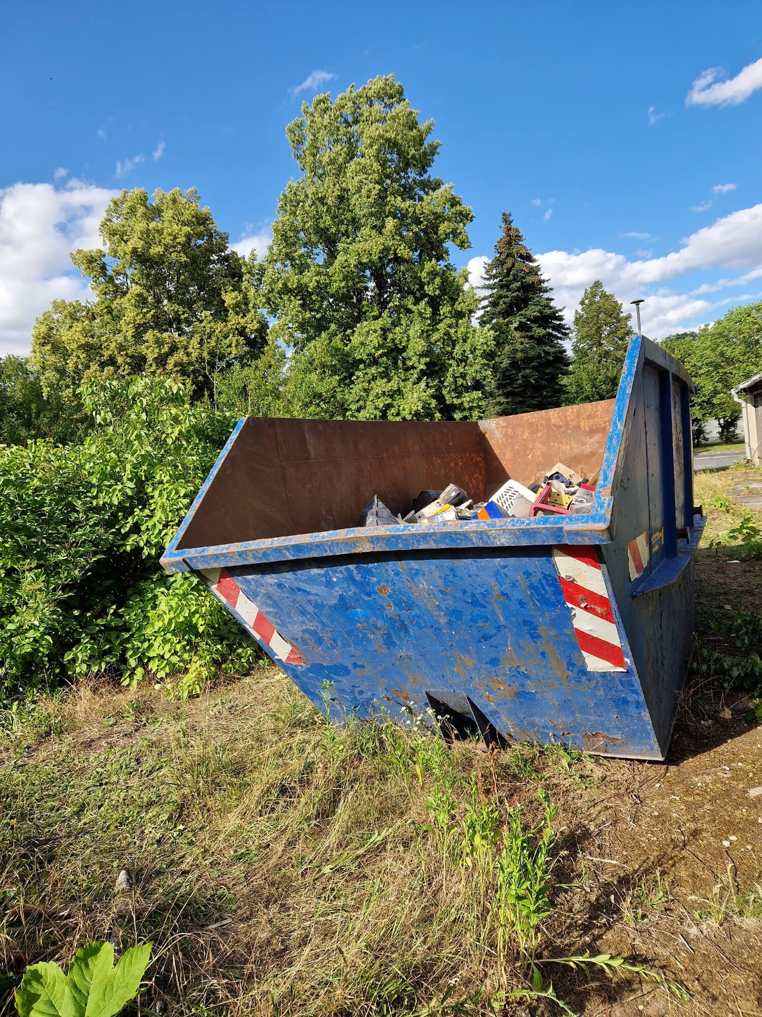 Container nach Entrümpelung Wiesbaden