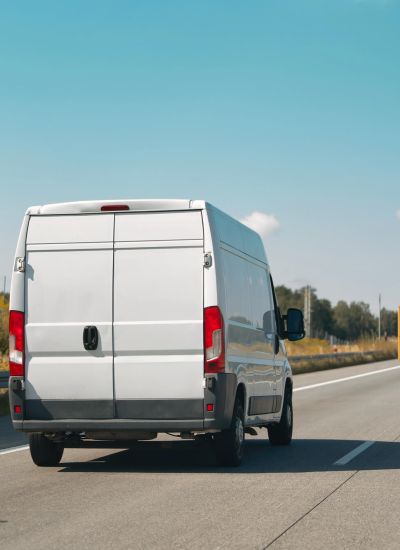 Kleintransport in Wiesbaden für einzelne Möbelstücke und Umzugskartons
